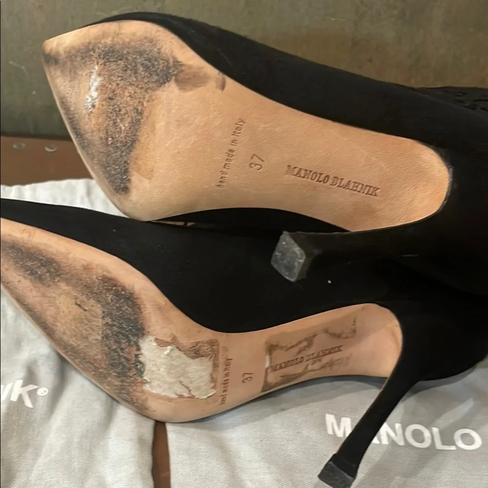 Like New Manolo Blahnik  Elegant Black Mesh Ankle Boots - Picture 9 of 11